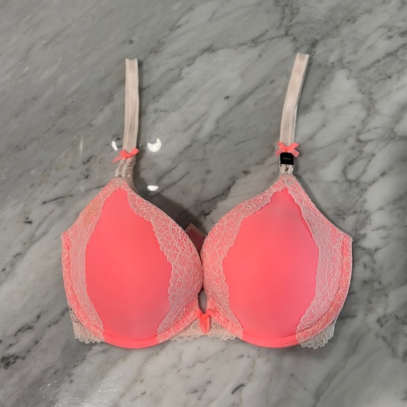 Victoria's Secret Other - NWT Victoria’s Secret Dream Angels Push-Up Bra